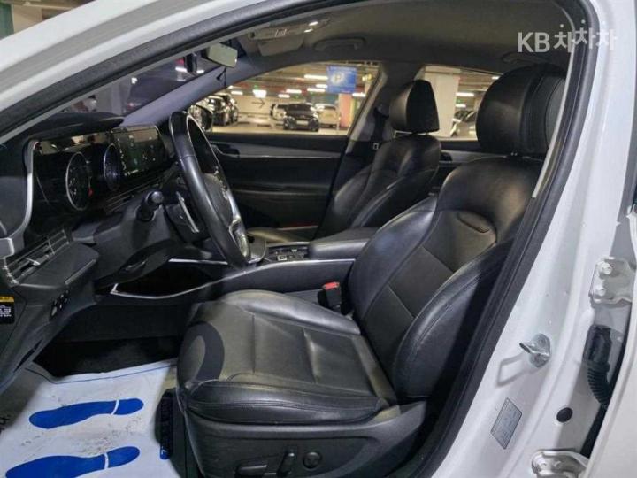 Hyundai Grandeur LPi 3.0 Modern 8