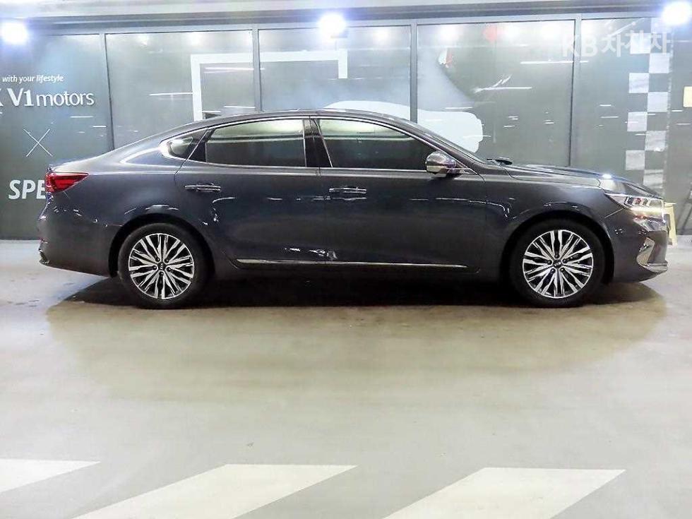 2020 - kia k7