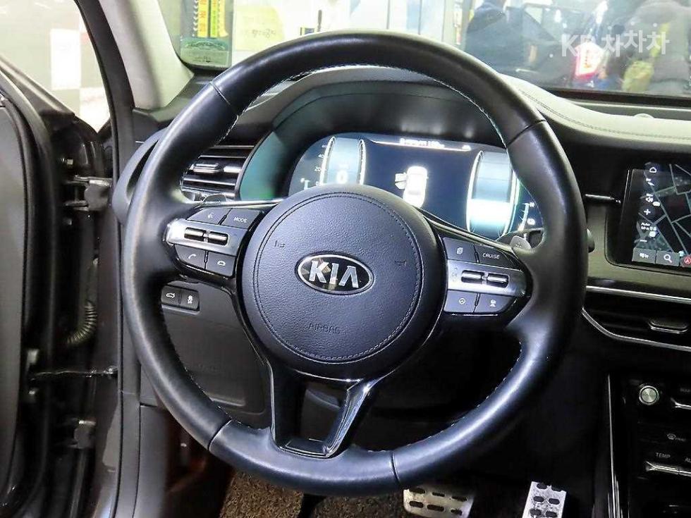 2020 - kia k7