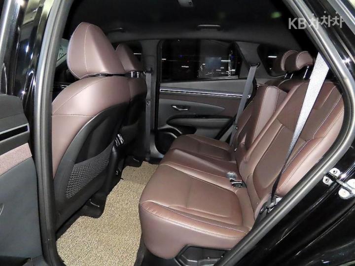 Hyundai Tucson The Hybrid NX4 1.6T HEV Inspiration 8