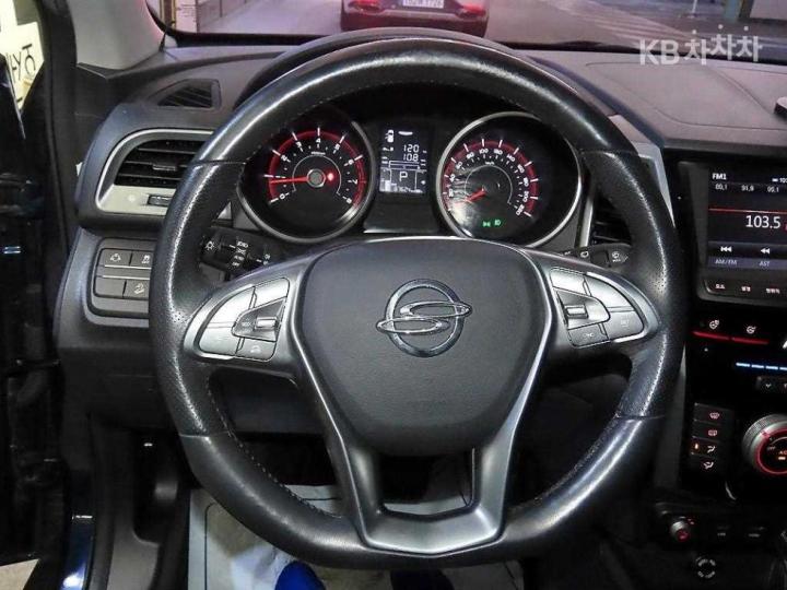 KG Mobility (Ssangyong) Tivoli Armor 1.6 Gasoline VX 2WD 9