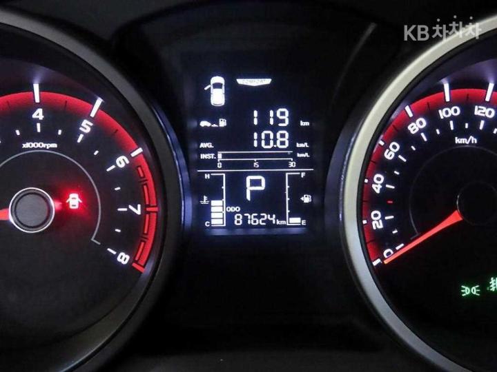 KG Mobility (Ssangyong) Tivoli Armor 1.6 Gasoline VX 2WD 10