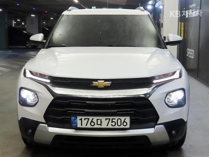 Chevrolet Trailblazer 1.35 Gasoline 2WD Premier 3
