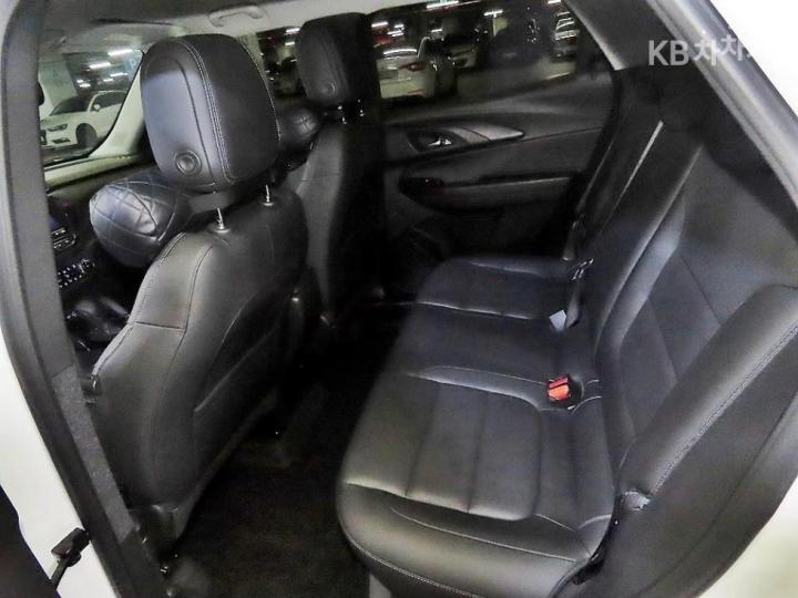 Chevrolet Trailblazer 1.35 Gasoline 2WD Premier 8