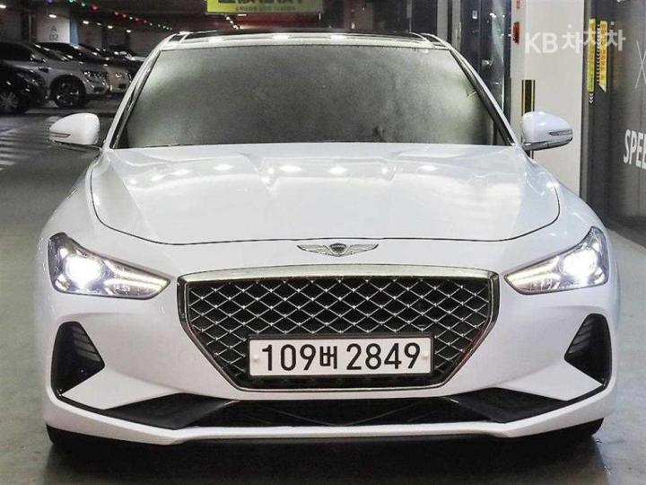 Genesis G70 2.2D Advanced 3