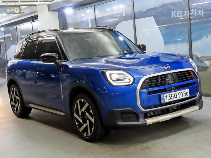 Mini Countryman U25] 2.0 Cooper S All4 Favoured Base Type