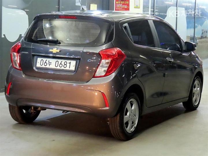 Chevrolet Spark The Next LT Plus 5