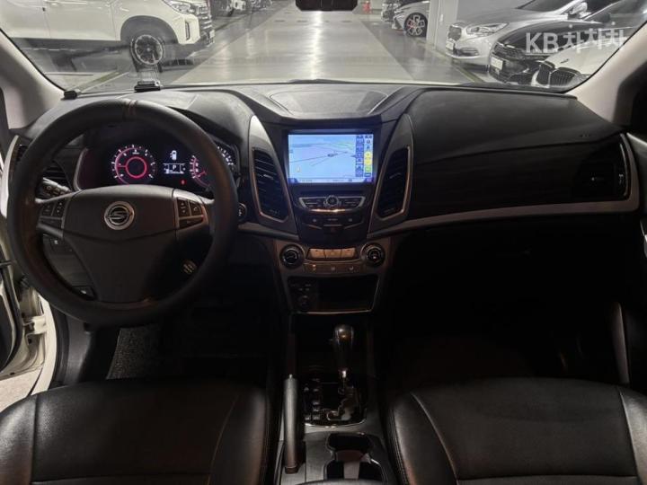 KG Mobility (Ssangyong) Korando New C 2.2 RX 2WD Premium Type 9