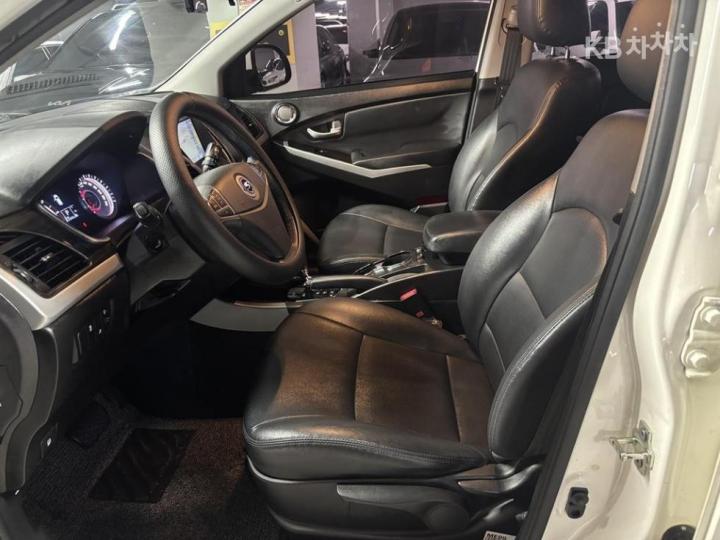 KG Mobility (Ssangyong) Korando New C 2.2 RX 2WD Premium Type 10