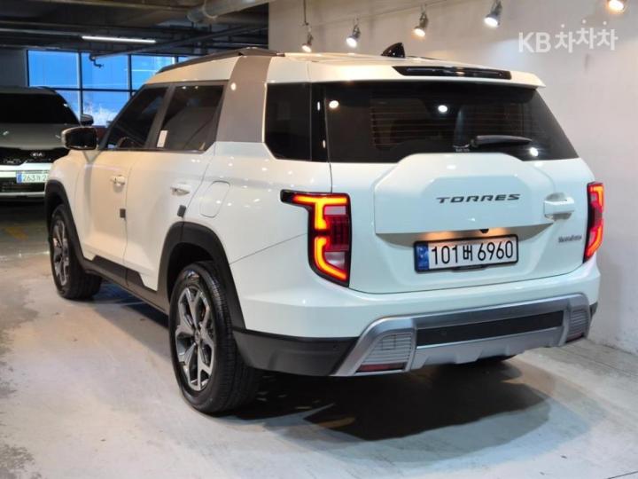 KG Mobility (Ssangyong) Torres J100 1.5 GDI Turbo T7 5