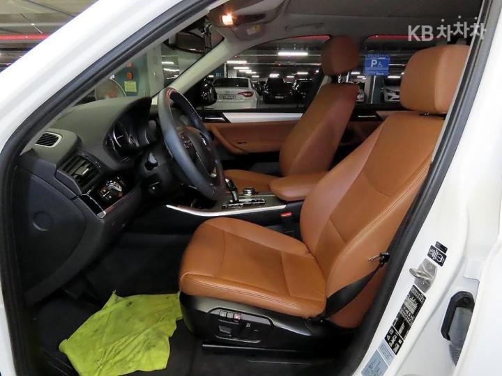 BMW X3 F25 xDrive 20d M Aero Dynamic 7