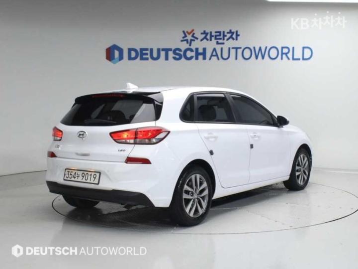 Hyundai i30 PD Diesel 1.6 Smart 3