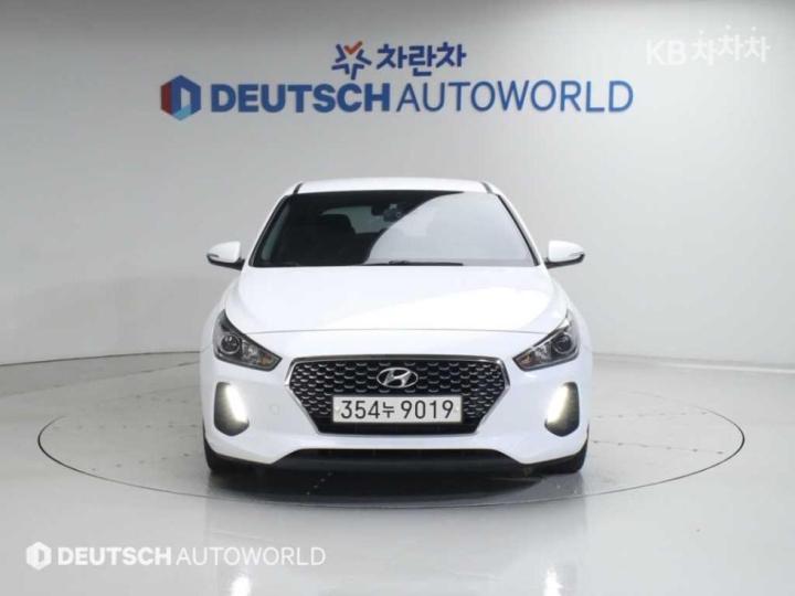 Hyundai i30 PD Diesel 1.6 Smart 4