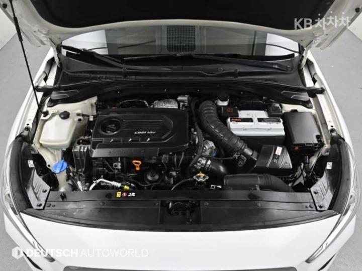 Hyundai i30 PD Diesel 1.6 Smart 7