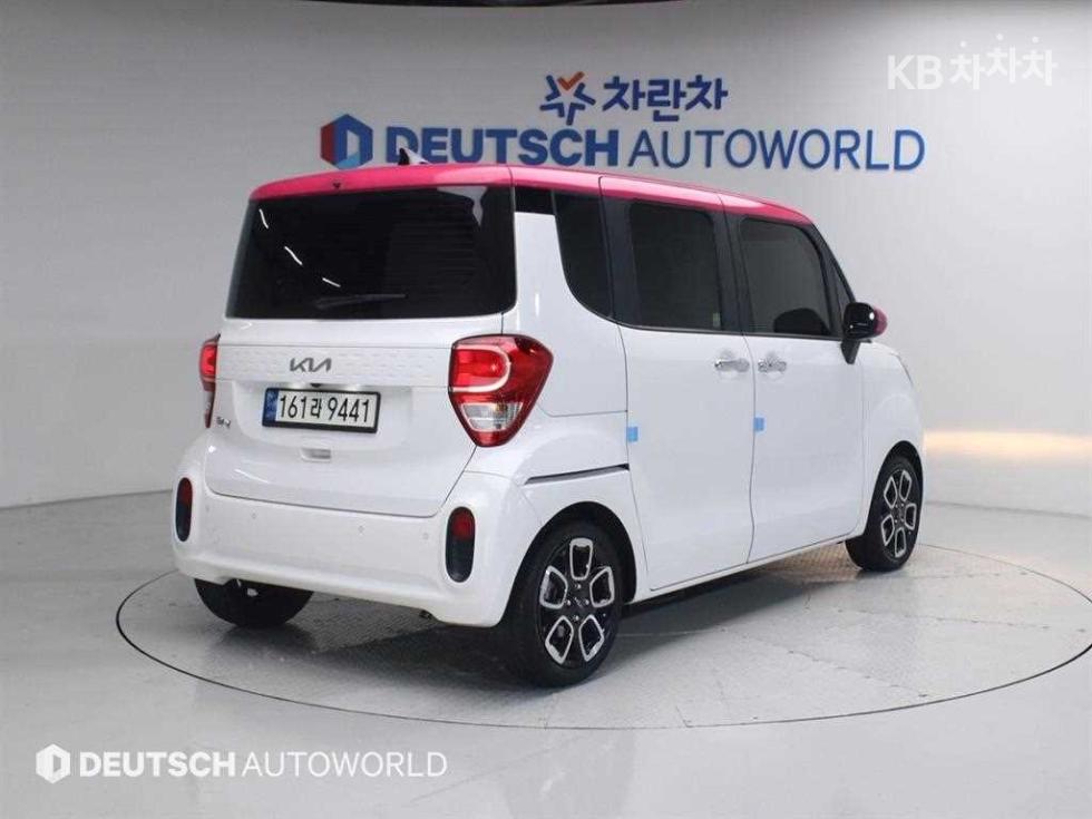 2022 - kia ray