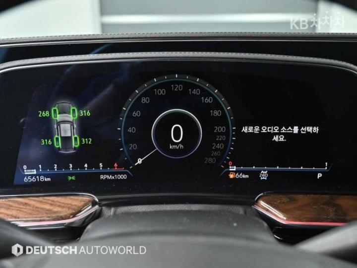 Cadillac Escalade 6.2 V8 Sport Platinum 9