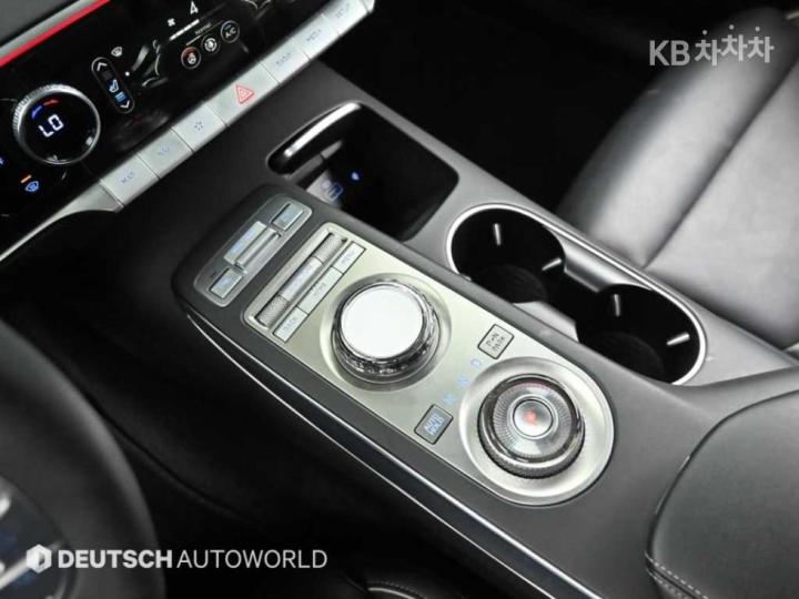 Genesis GV70 Gasoline 2.5T 2WD 10