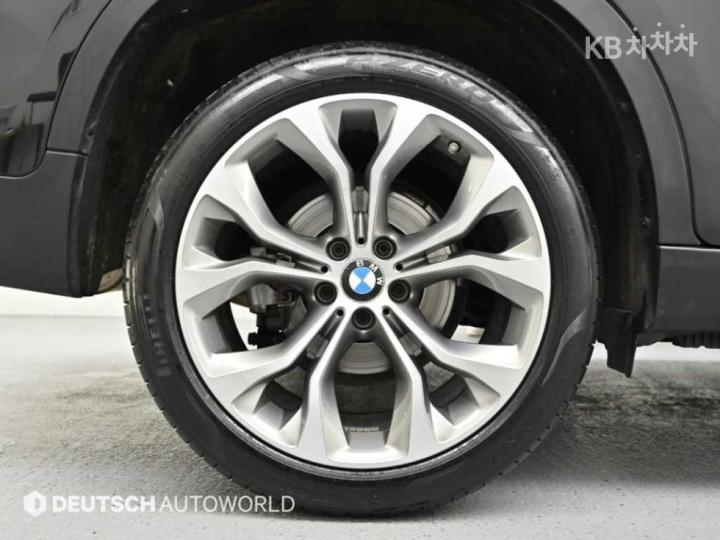 BMW X6 F16 xDrive 30d Base Type 6