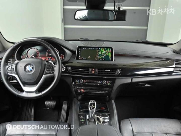BMW X6 F16 xDrive 30d Base Type 8