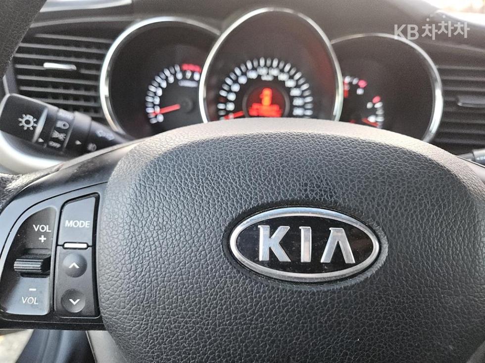 2011 - kia k5