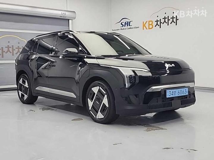 Kia EV3 Long Range 2WD Earth 5