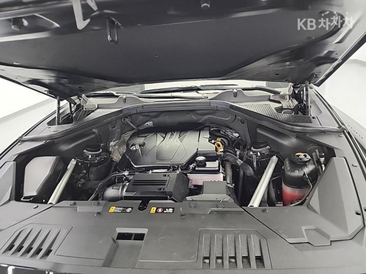 Genesis GV80 2.5 Turbo Gasoline 2WD 6