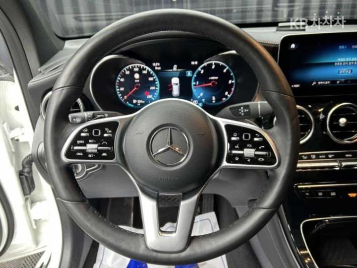 Mercedes-Benz GLC-Class X253 220d 4Matic Base Type 10