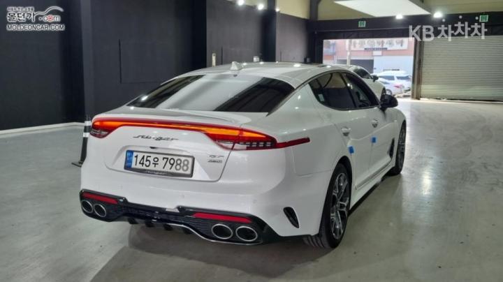 Kia Stinger 2.2 Diesel 4WD Dream Edition 3