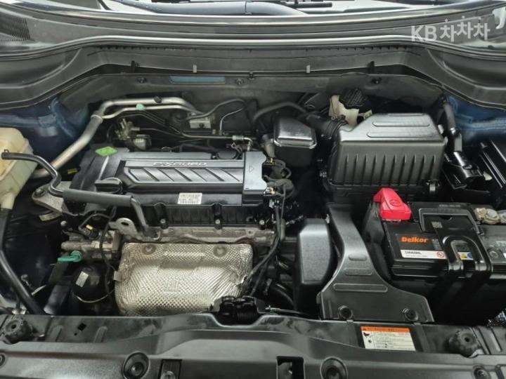 KG Mobility (Ssangyong) Tivoli Armor 1.6 Gasoline TX 2WD 6