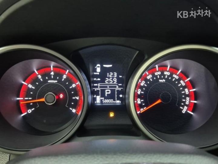 KG Mobility (Ssangyong) Tivoli Armor 1.6 Gasoline TX 2WD 7