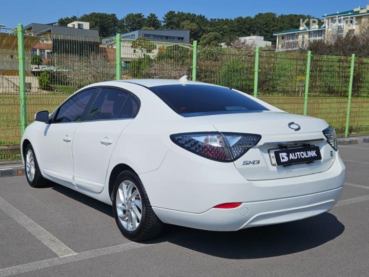 Renault SM3 Z.E. RE 5