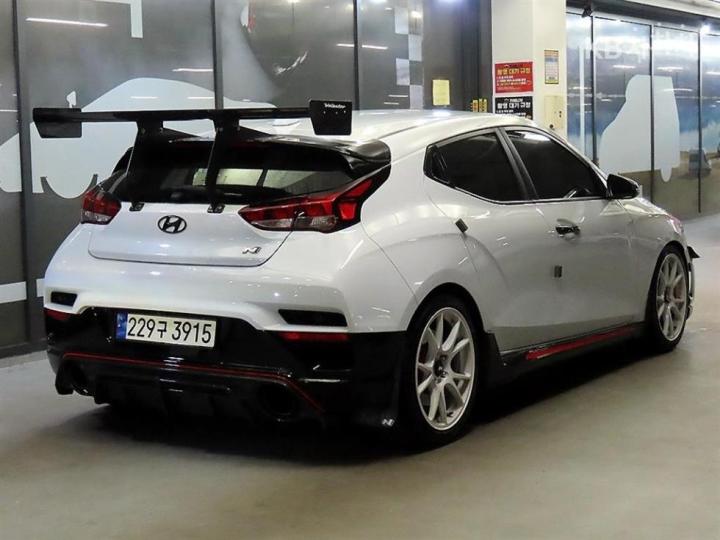 Hyundai Veloster N 2.0 T-GDi 5