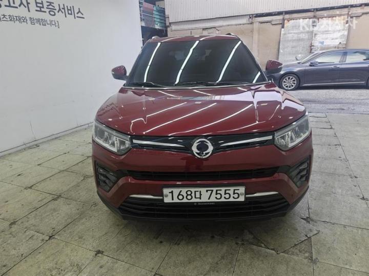 KG Mobility (Ssangyong) Tivoli Gasoline V5 2WD Base Type 3