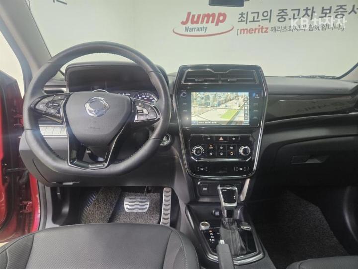 KG Mobility (Ssangyong) Tivoli Gasoline V5 2WD Base Type 9