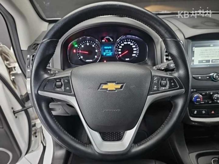 Chevrolet Captiva New 2.0 LT Deluxe Pack 7