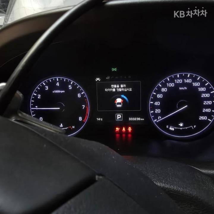 Hyundai Genesis DH G380 Prestige AWD Base Type 7