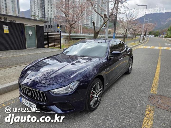 Maserati Ghibli 3.0 Diesel Sport 4