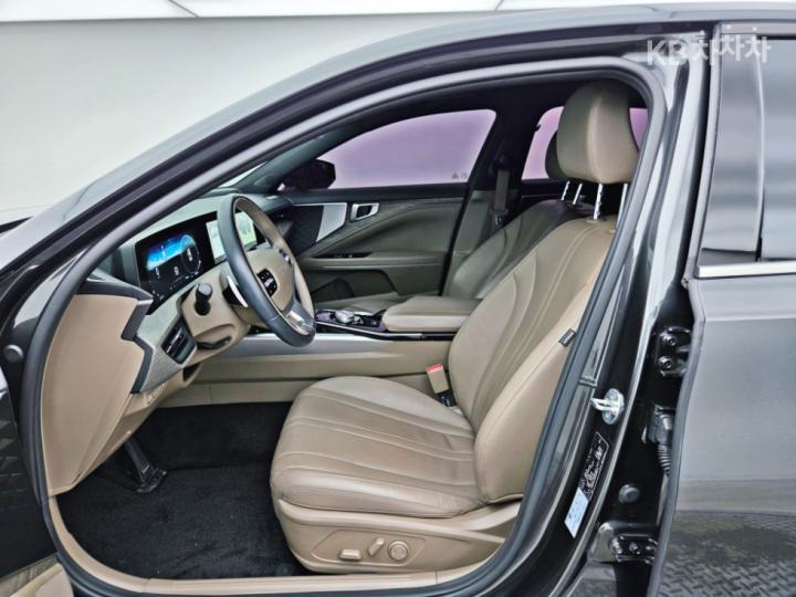 Kia K8 Hybrid 1.6 Turbo Noblesse 6