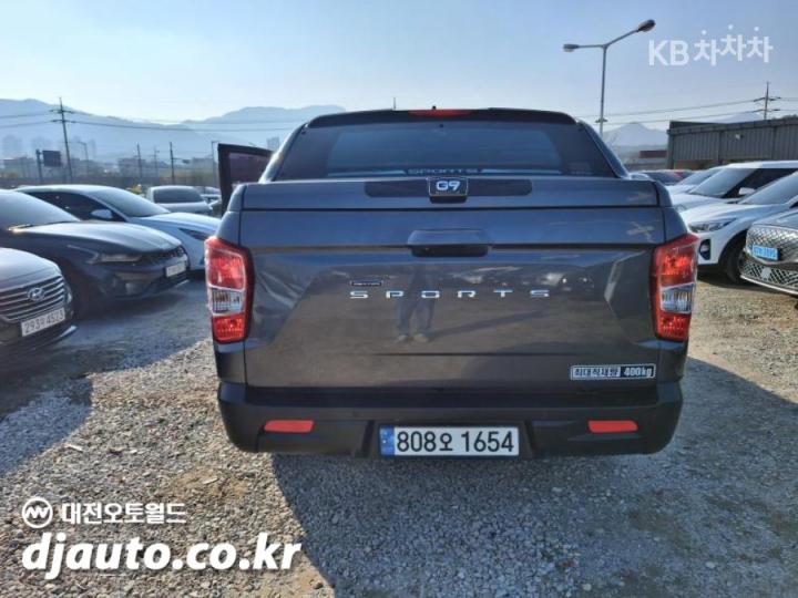 KG Mobility (Ssangyong) Rexton Sport Khan 2.2 Diesel 4WD Professional X 5
