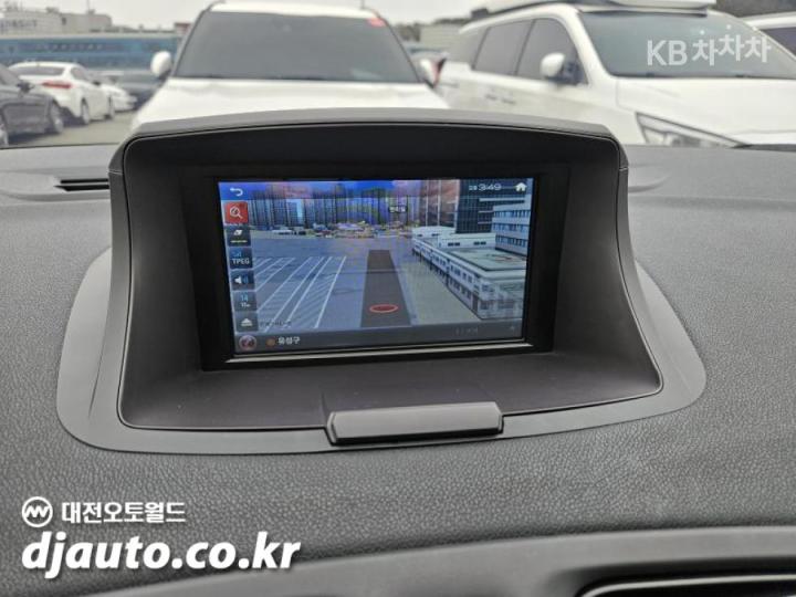 Renault SM3 Neo PE 8