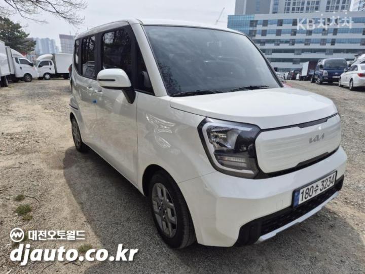 Kia Ray 1.0 Gasoline Prestige 4
