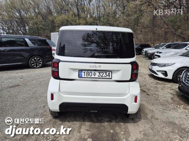 Kia Ray 1.0 Gasoline Prestige 7