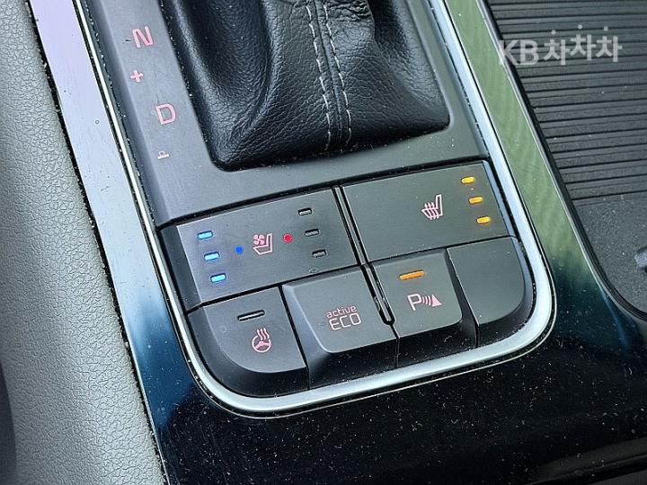 Kia Carnival 2.2 Diesel Prestige 10