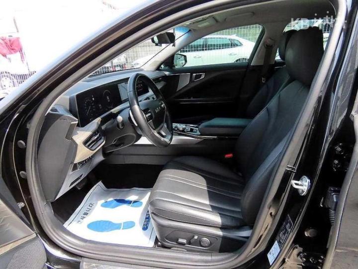 Kia K8 2.5 Gasoline Noblesse 6