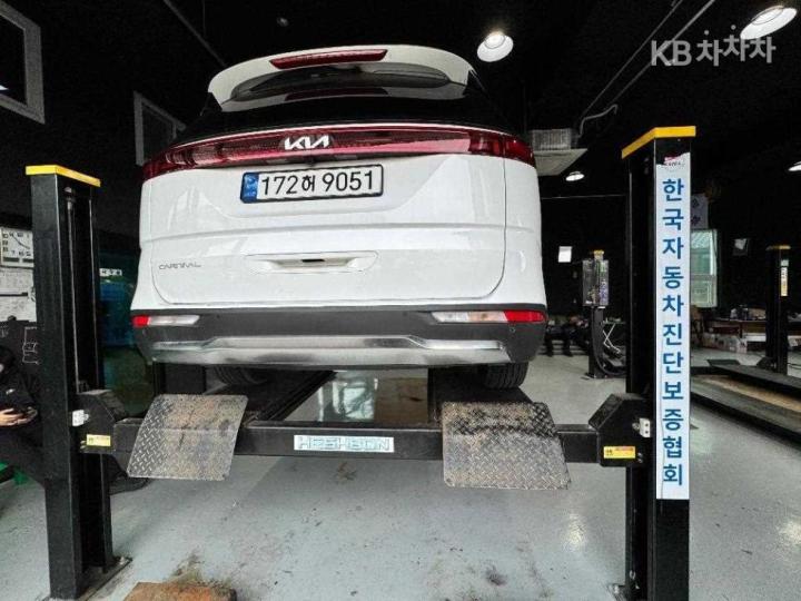 Kia Carnival D2.2 Noblesse 3