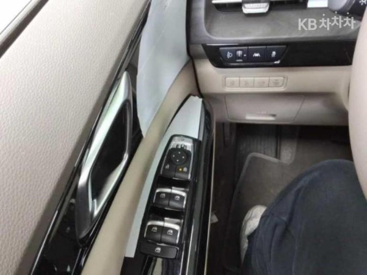 Kia Carnival D2.2 Noblesse 5