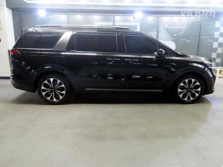 Kia Carnival G3.5 GDI Noblesse 4