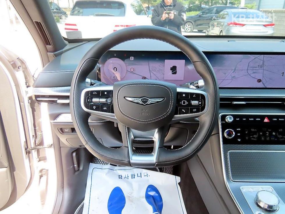 2024 Genesis GV80 COUPE photo