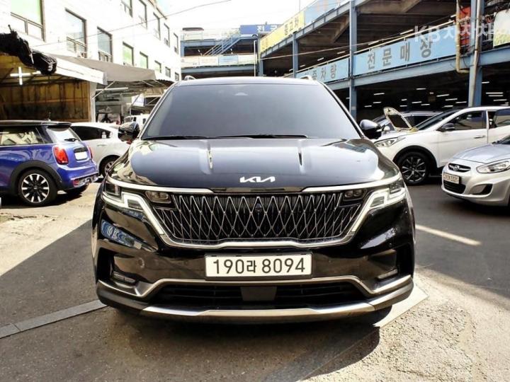 Kia Carnival G3.5 GDI Signature 2
