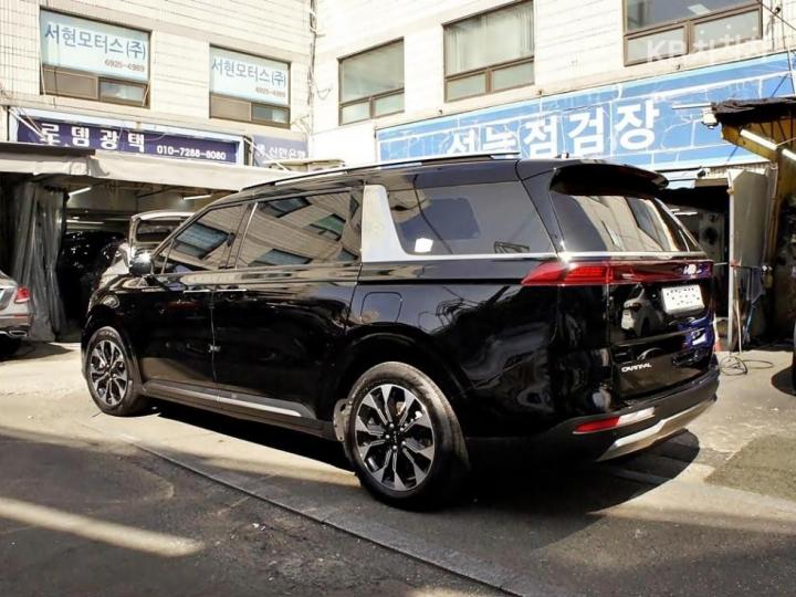 Kia Carnival G3.5 GDI Signature 5